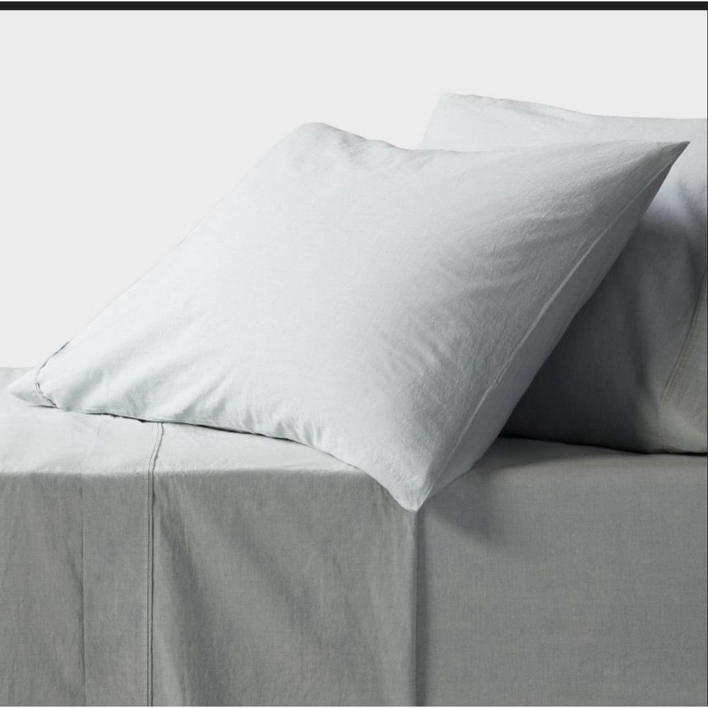 King 250 Thread Count Organic Percale Sheet Set Blue Chambray - Threshold""
